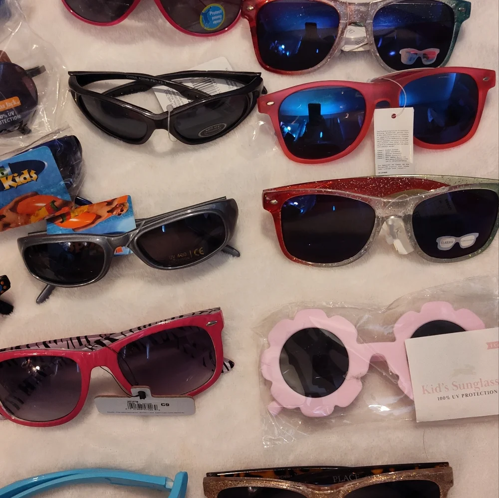 NWT! HUGE BUNDLE Of Kids/Teens Sunglasses (17prs)